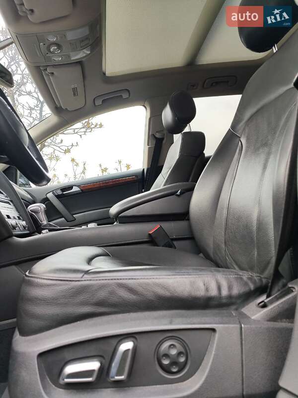 Внедорожник / Кроссовер Audi Q7 2014 в Киеве