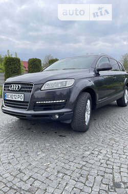 Внедорожник / Кроссовер Audi Q7 2007 в Жовкве