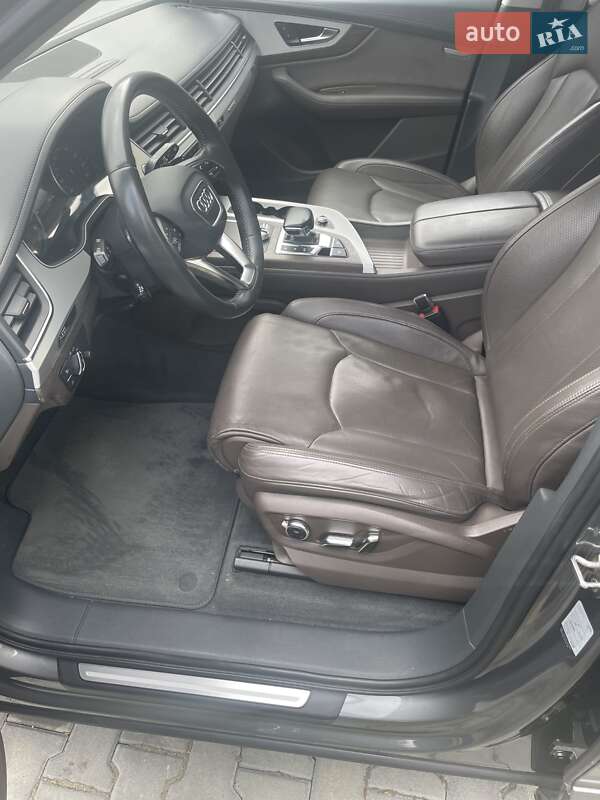 Внедорожник / Кроссовер Audi Q7 2015 в Львове