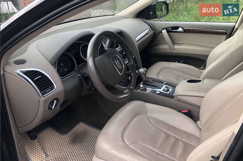 Позашляховик / Кросовер Audi Q7 2013 в Івано-Франківську