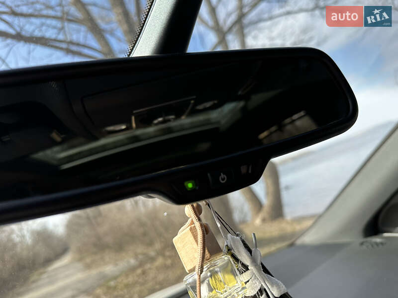 Внедорожник / Кроссовер Audi Q7 2014 в Днепре