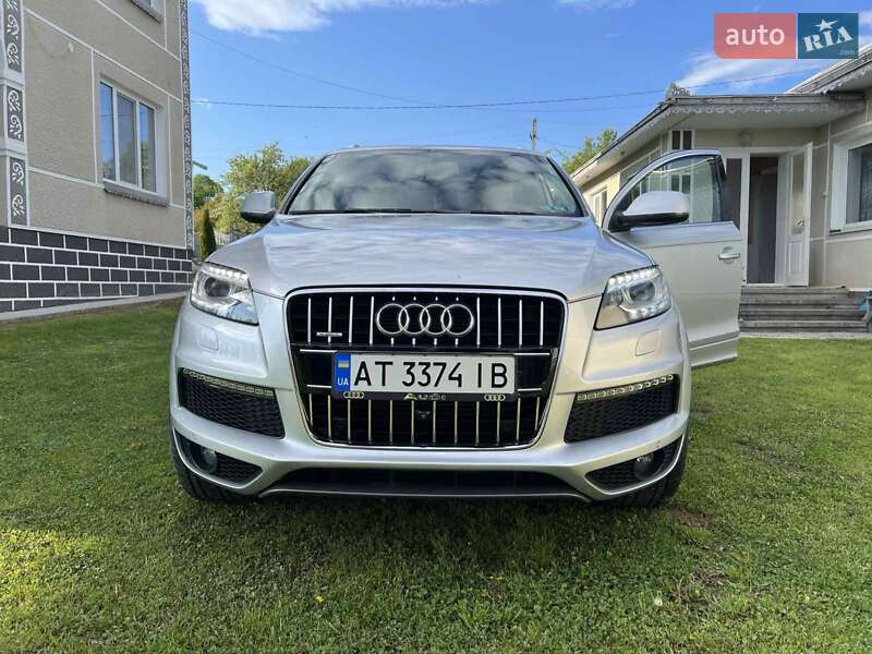 Позашляховик / Кросовер Audi Q7 2013 в Косові