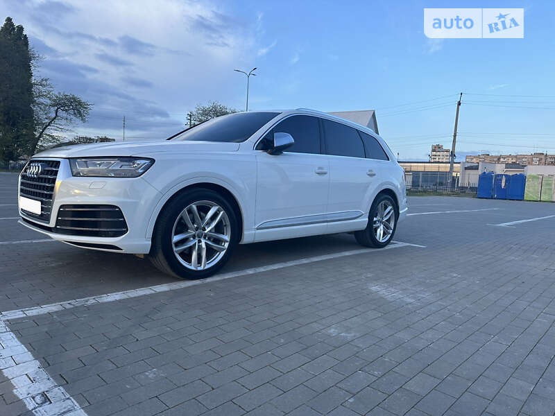 Audi Q7 2016