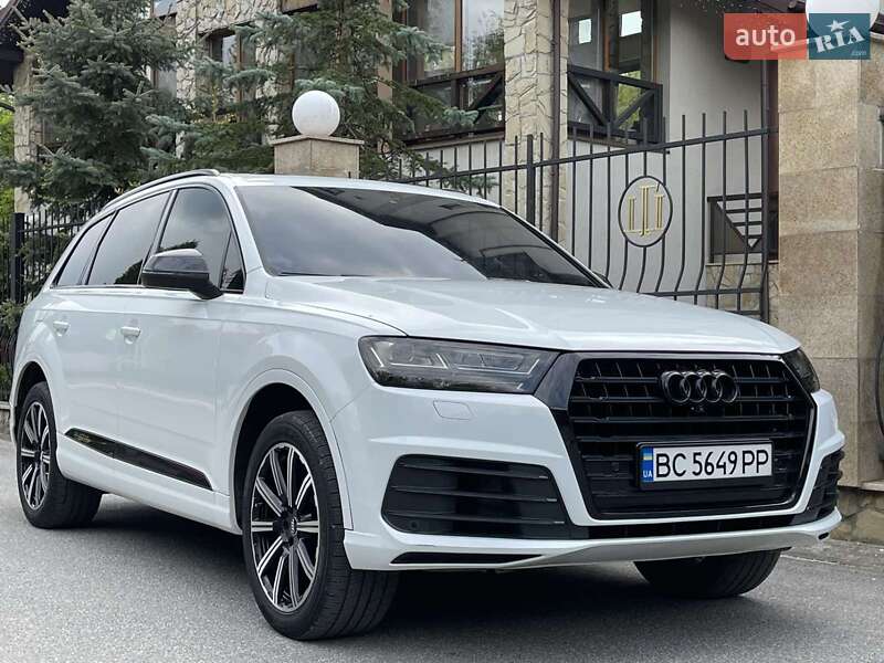 Позашляховик / Кросовер Audi Q7 2017 в Трускавці