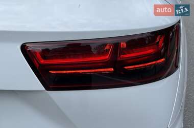 Внедорожник / Кроссовер Audi Q7 2017 в 