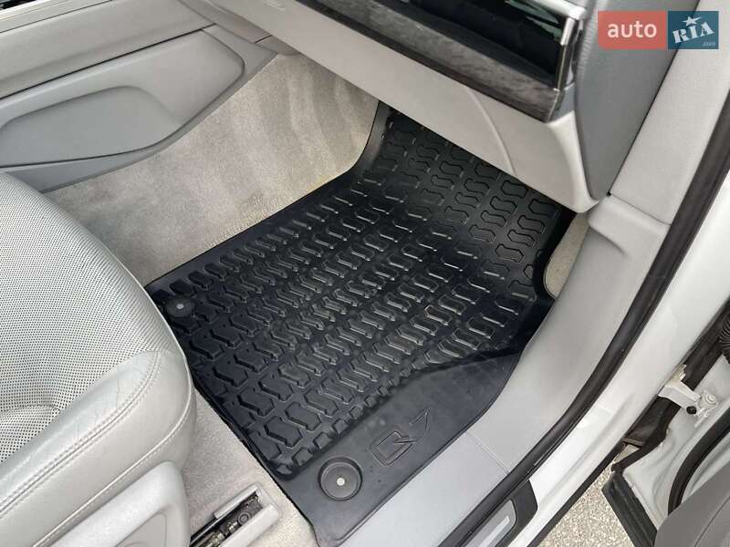 Позашляховик / Кросовер Audi Q7 2017 в Трускавці