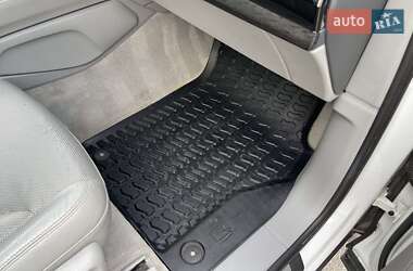 Внедорожник / Кроссовер Audi Q7 2017 в 