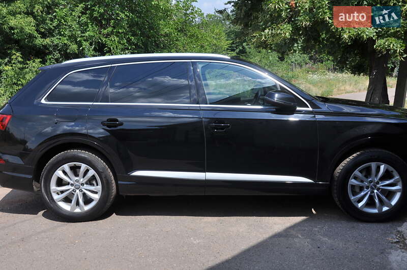 Позашляховик / Кросовер Audi Q7 2016 в Кривому Розі фото 6 Позашляховик / Кросовер Audi Q7 2016 в Кривому Розі