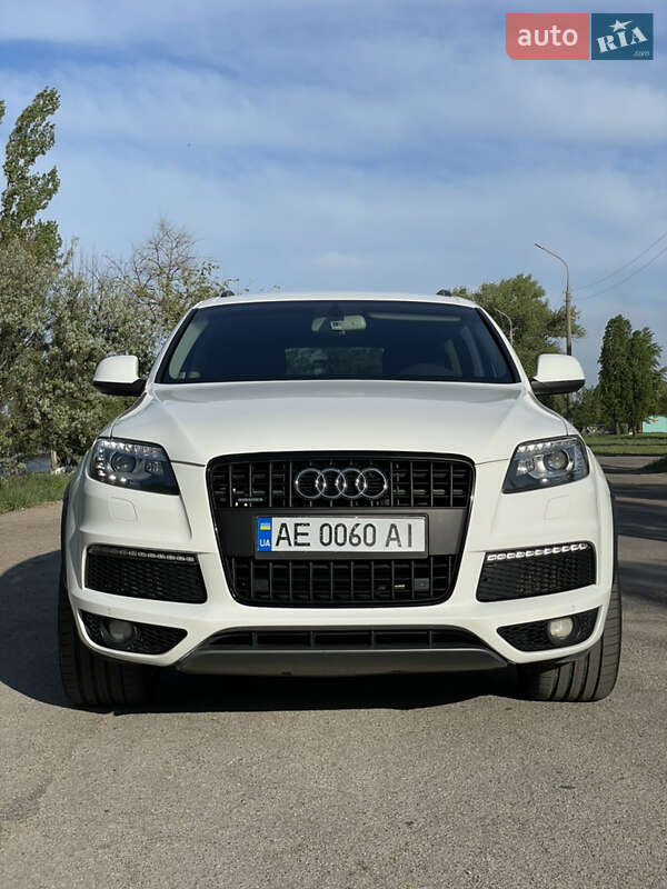 Audi Q7 2014