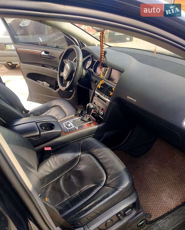 Внедорожник / Кроссовер Audi Q7 2007 в Киеве