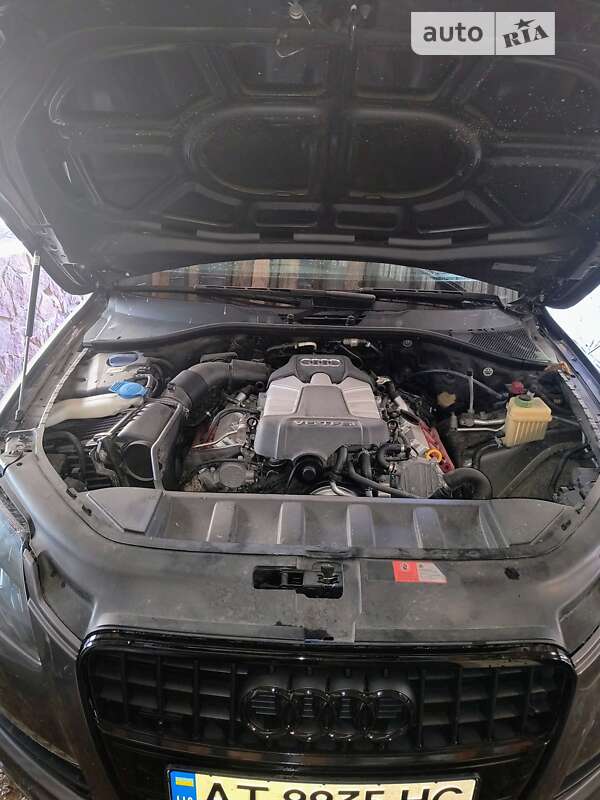 Позашляховик / Кросовер Audi Q7 2014 в Долині