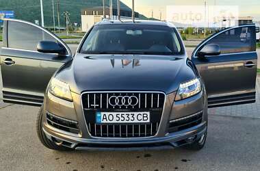 Позашляховик / Кросовер Audi Q7 2012 в Хусті