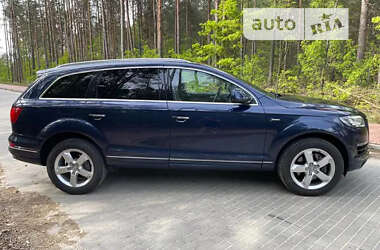 Внедорожник / Кроссовер Audi Q7 2015 в Киеве