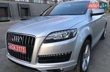 Внедорожник / Кроссовер Audi Q7 2011 в Луцке