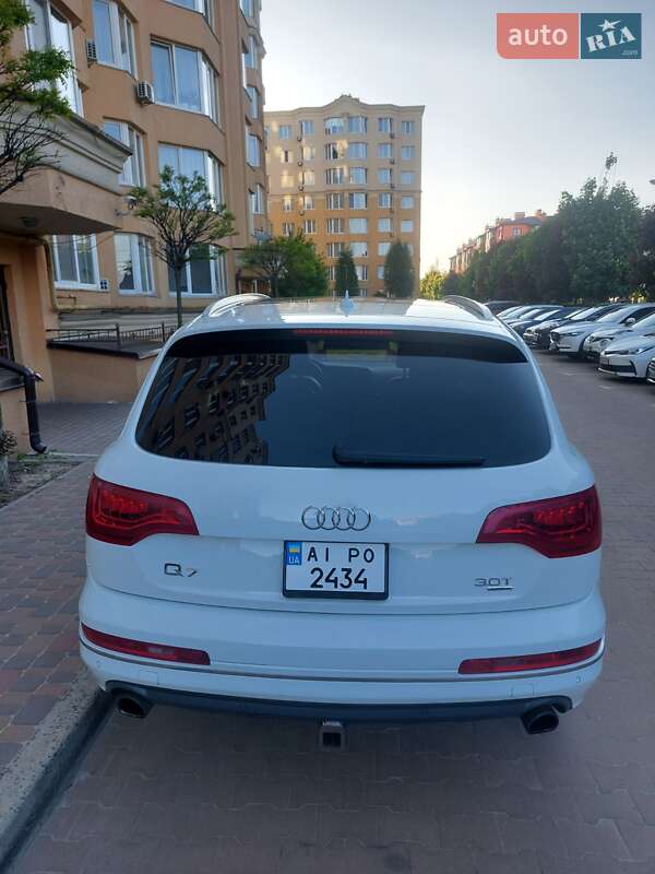 Позашляховик / Кросовер Audi Q7 2014 в Києві