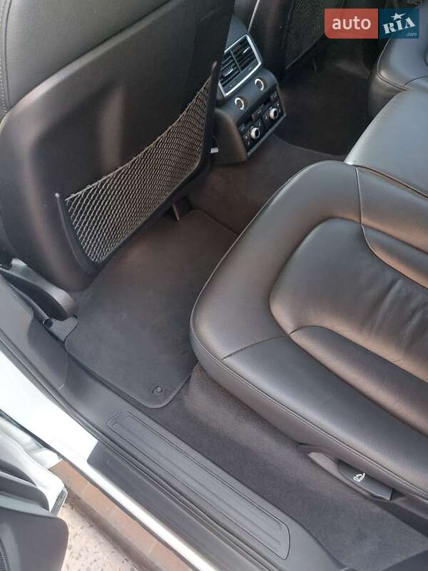 Позашляховик / Кросовер Audi Q7 2014 в Києві