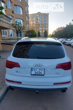 Внедорожник / Кроссовер Audi Q7 2014 в Киеве