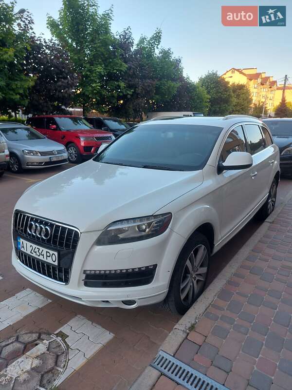 Позашляховик / Кросовер Audi Q7 2014 в Києві