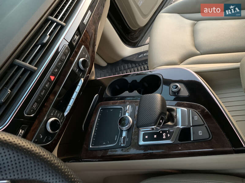 Позашляховик / Кросовер Audi Q7 2019 в Києві