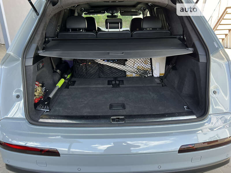 Внедорожник / Кроссовер Audi Q7 2019 в Луцке
