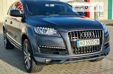 Внедорожник / Кроссовер Audi Q7 2012 в Хусте