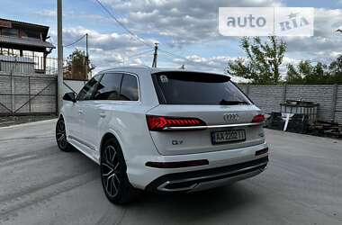 Внедорожник / Кроссовер Audi Q7 2020 в Киеве