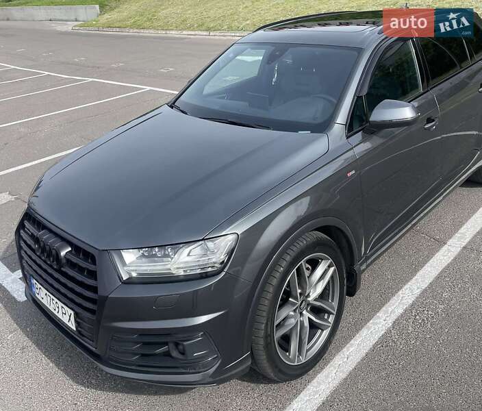 Позашляховик / Кросовер Audi Q7 2018 в Львові