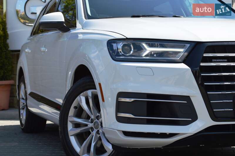Позашляховик / Кросовер Audi Q7 2016 в Одесі