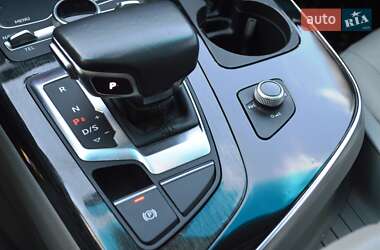 Внедорожник / Кроссовер Audi Q7 2016 в Одессе