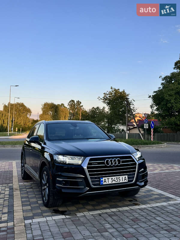 Внедорожник / Кроссовер Audi Q7 2016 в Городенке