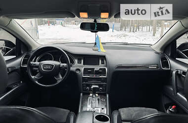 Внедорожник / Кроссовер Audi Q7 2013 в Глухове