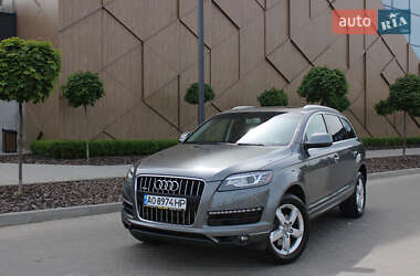 Позашляховик / Кросовер Audi Q7 2015 в 