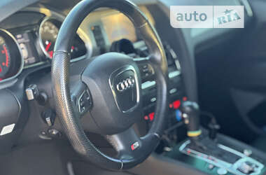 Внедорожник / Кроссовер Audi Q7 2010 в Луцке