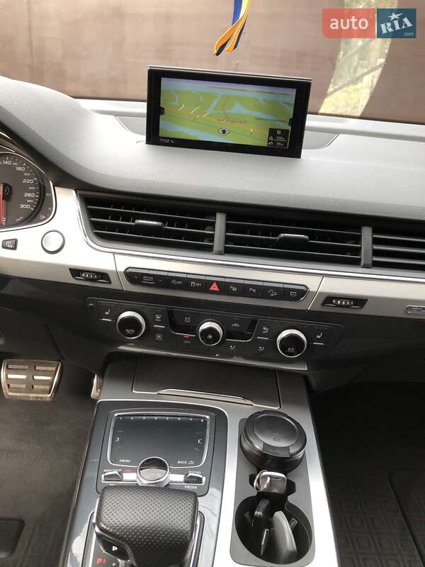 Внедорожник / Кроссовер Audi Q7 2018 в Киеве