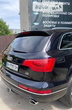 Позашляховик / Кросовер Audi Q7 2014 в Одесі