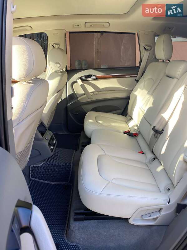 Внедорожник / Кроссовер Audi Q7 2011 в Ивано-Франковске