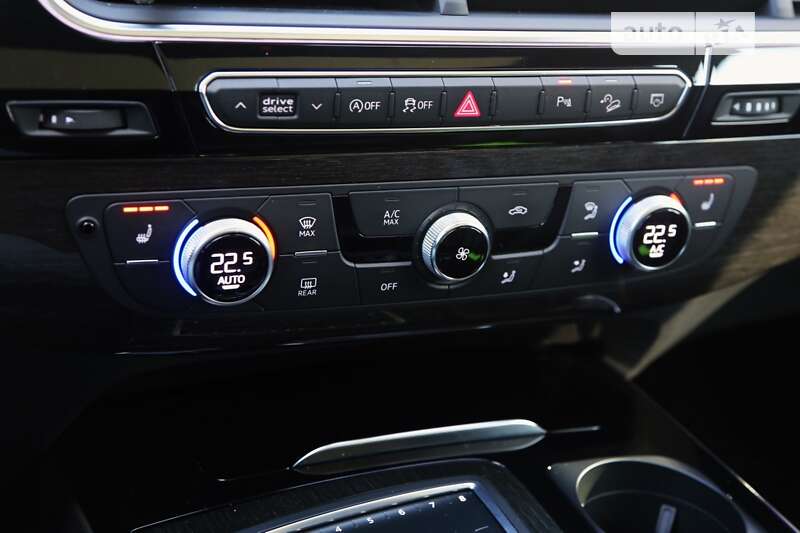 Внедорожник / Кроссовер Audi Q7 2018 в Киеве