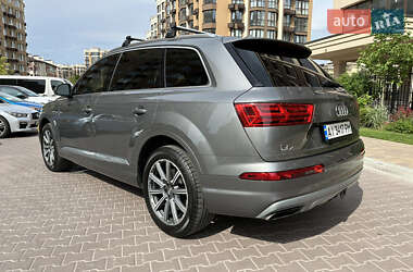 Внедорожник / Кроссовер Audi Q7 2017 в Киеве