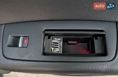 Внедорожник / Кроссовер Audi Q7 2015 в 