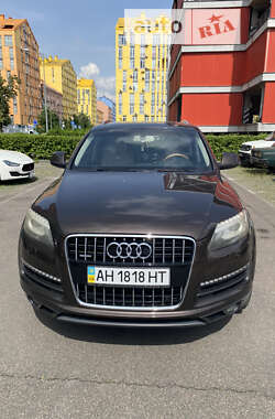 Позашляховик / Кросовер Audi Q7 2012 в Києві