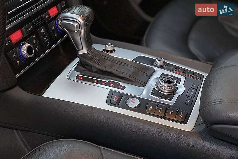 Внедорожник / Кроссовер Audi Q7 2014 в Харькове