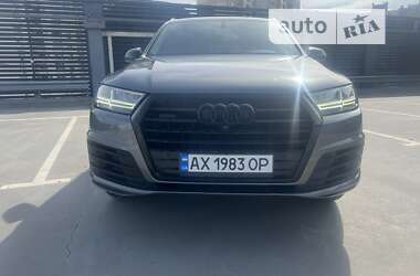 Внедорожник / Кроссовер Audi Q7 2017 в Киеве