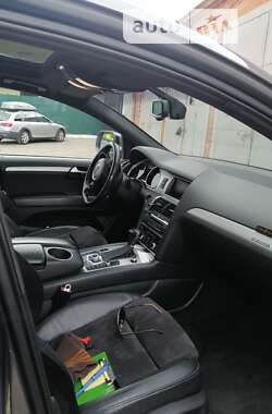 Позашляховик / Кросовер Audi Q7 2013 в Чернігові