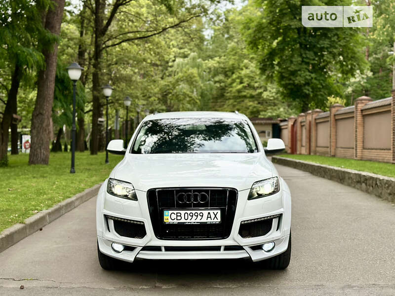 Внедорожник / Кроссовер Audi Q7 2013 в Чернигове