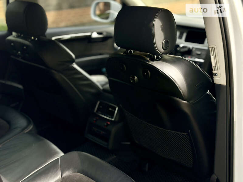 Внедорожник / Кроссовер Audi Q7 2013 в Чернигове
