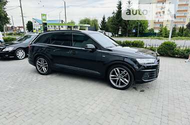 Внедорожник / Кроссовер Audi Q7 2016 в Хмельницком