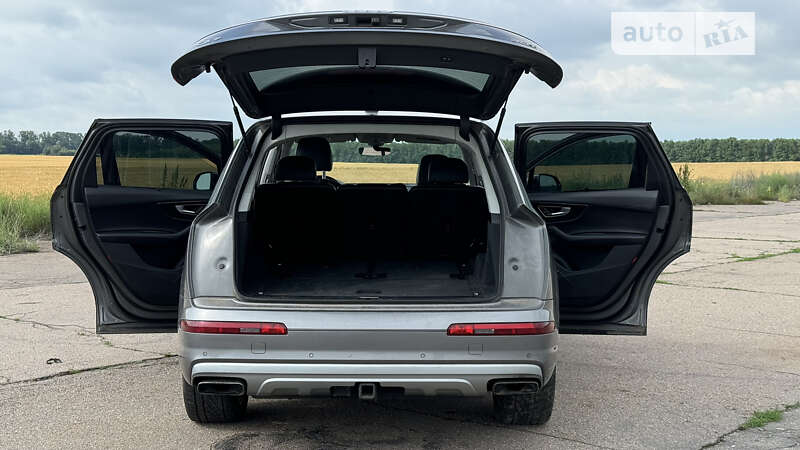 Внедорожник / Кроссовер Audi Q7 2016 в Тальном фото 16 Внедорожник / Кроссовер Audi Q7 2016 в Тальном