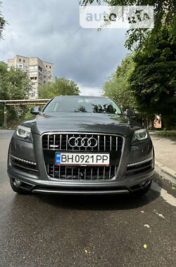 Внедорожник / Кроссовер Audi Q7 2013 в Днепре