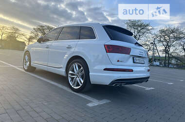 Позашляховик / Кросовер Audi Q7 2016 в Одесі