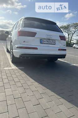 Позашляховик / Кросовер Audi Q7 2016 в Одесі